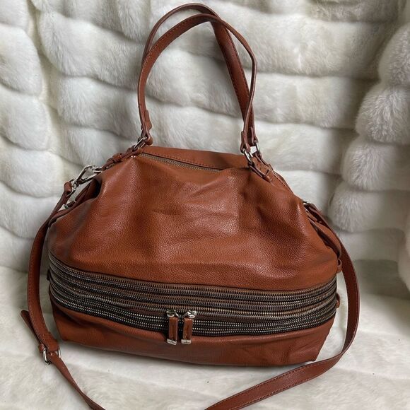 Big Buddha brown vegan zippered Satchel/shoulder bag gold tone hardwares. - Picture 8 of 14